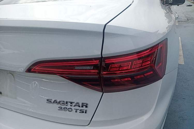 Used Volkswagen Sagitar 2021 280TSI DSG Comfort Connect Edition Right Rear Taillight