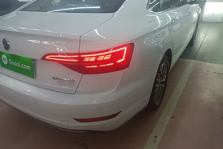 Used Volkswagen Sagitar 2021 200TSI DSG Comfort Connect Edition Right Rear Taillight