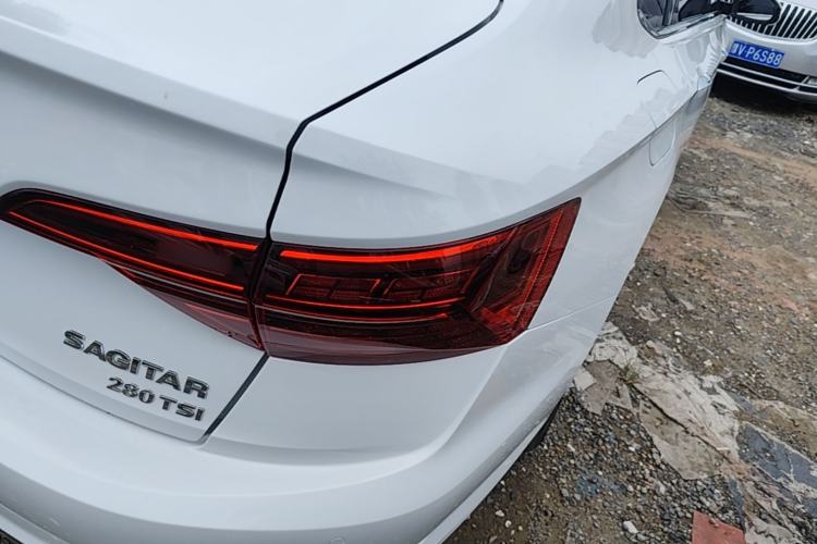 Used Volkswagen Sagitar 2021 280TSI DSG Comfort Connect Edition Right Rear Taillight
