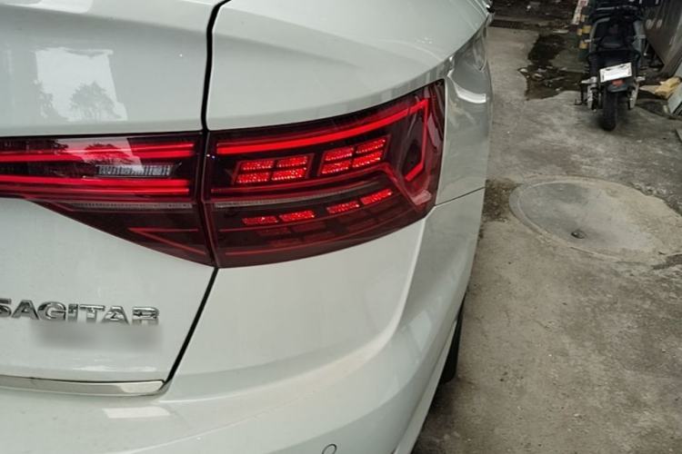 Used Volkswagen Sagitar 2021 200TSI DSG Excellence Edition Right Rear Taillight