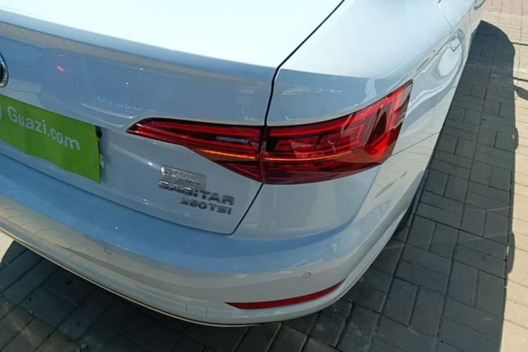 Used Volkswagen Sagitar 2021 280TSI DSG Comfort Connect Edition Right Rear Taillight