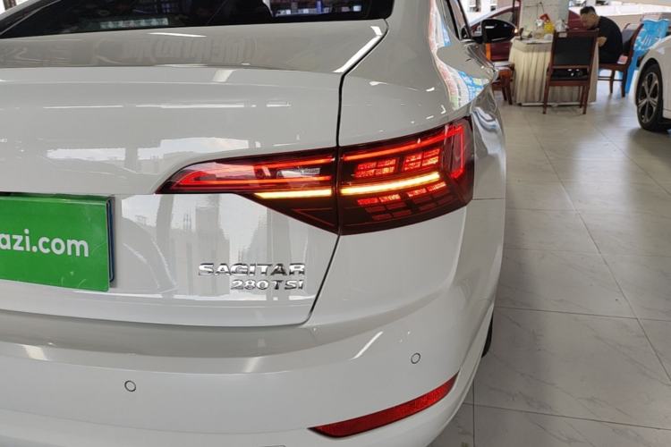 Used Volkswagen Sagitar 2021 280TSI DSG Excellence Edition Right Rear Taillight