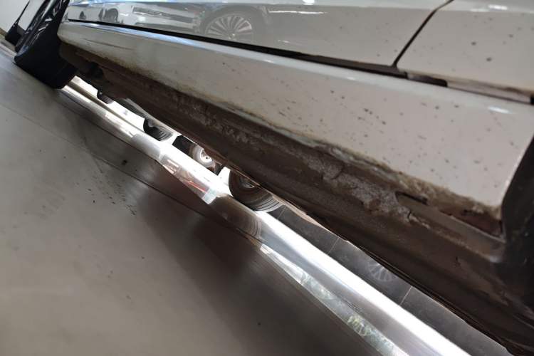 Used Volkswagen Sagitar 2021 280TSI DSG Comfort Connect Edition Right Side Sill