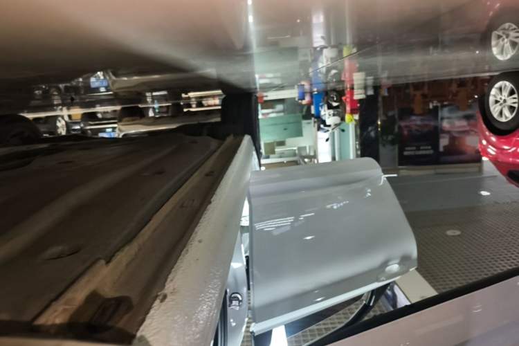 Used Volkswagen Sagitar 2021 200TSI DSG Comfort Connect Edition Right Side Sill