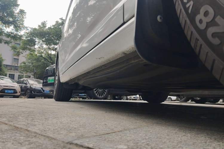 Used Volkswagen Sagitar 2021 280TSI DSG Comfort Connect Edition Right Side Sill