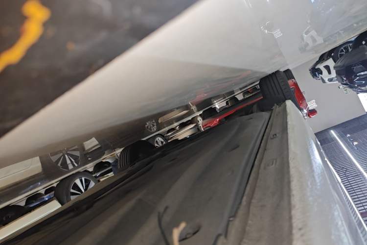 Used Volkswagen Sagitar 2021 280TSI DSG Comfort Connect Edition Right Side Sill