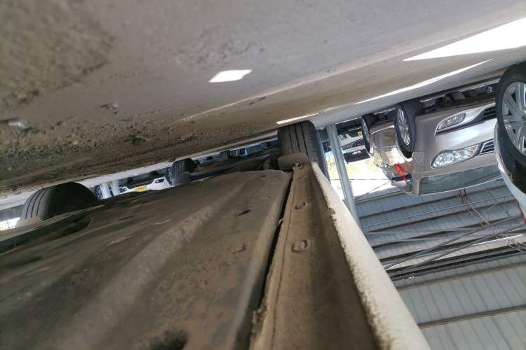 Used Volkswagen Sagitar 2021 200TSI DSG Comfort Connect Edition Right Side Sill