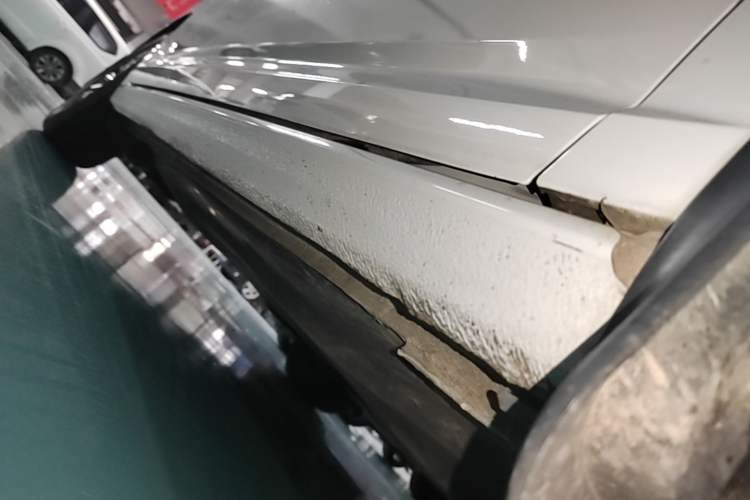 Used Volkswagen Sagitar 2021 200TSI DSG Comfort Connect Edition Right Side Sill