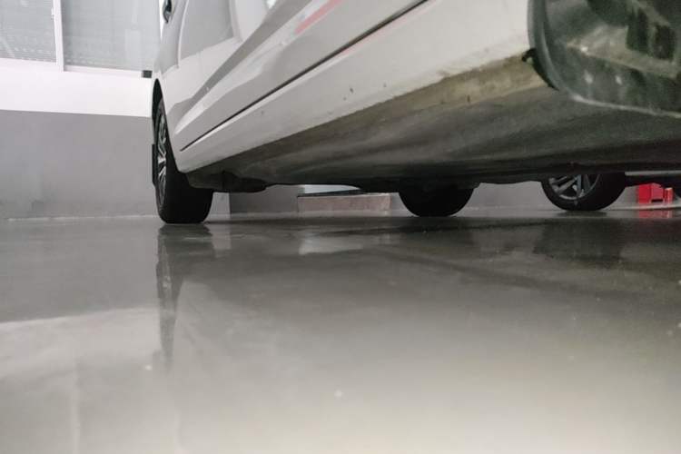 Used Volkswagen Sagitar 2021 280TSI DSG Comfort Connect Edition Right Side Sill