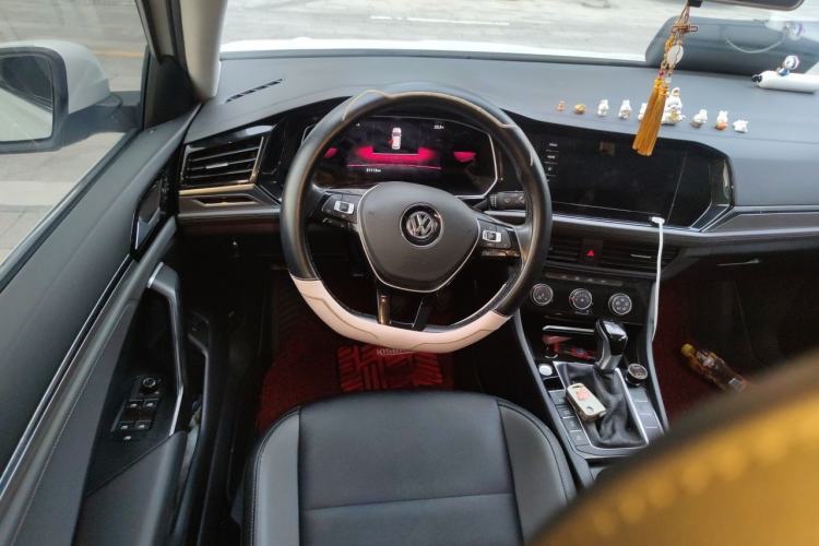 Used Volkswagen Sagitar 2021 280TSI DSG Luxury Smart Connectivity Edition Steering Wheel