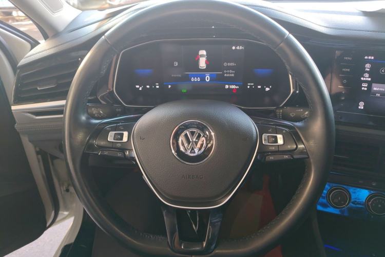 Used Volkswagen Sagitar 2021 280TSI DSG Comfort Connect Edition Steering Wheel
