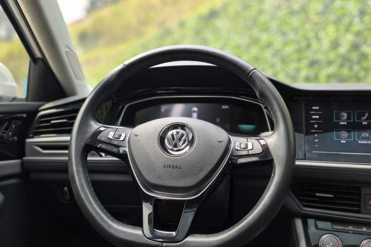 Used Volkswagen Sagitar 2021 280TSI DSG Comfort Connect Edition Steering Wheel