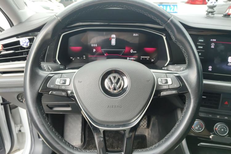 Used Volkswagen Sagitar 2021 280TSI DSG Comfort Connect Edition Steering Wheel