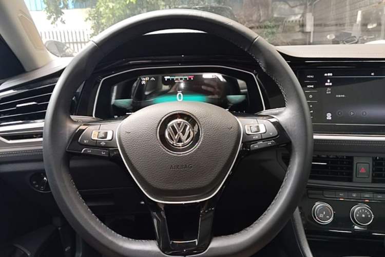 Used Volkswagen Sagitar 2021 200TSI DSG Excellence Edition Steering Wheel