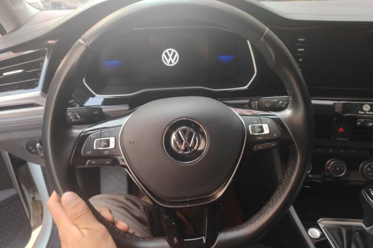 Used Volkswagen Sagitar 2021 200TSI DSG Comfort Connect Edition Steering Wheel