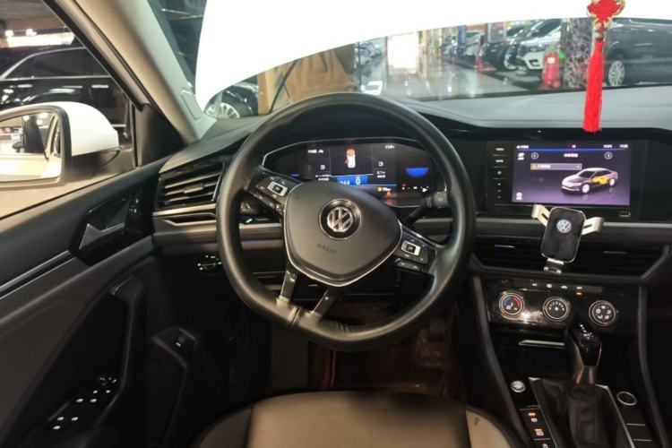 Used Volkswagen Sagitar 2021 200TSI DSG Comfort Connect Edition Steering Wheel