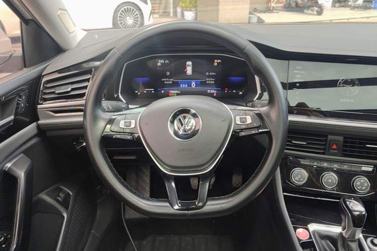 Used Volkswagen Sagitar 2021 280TSI DSG Comfort Connect Edition Steering Wheel