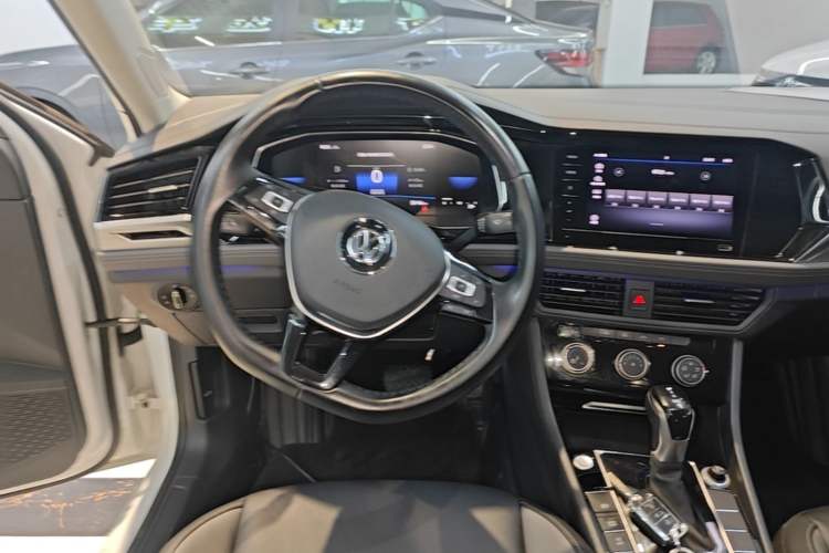 Used Volkswagen Sagitar 2021 280TSI DSG Comfort Connect Edition Steering Wheel