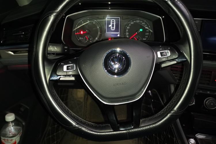 Used Volkswagen Sagitar 2021 280TSI DSG Comfort Connect Edition Steering Wheel