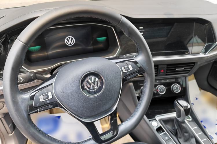 Used Volkswagen Sagitar 2021 200TSI DSG Comfort Connect Edition Steering Wheel