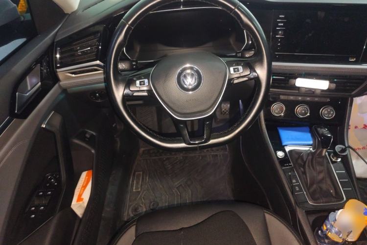 Used Volkswagen Sagitar 2021 280TSI DSG Comfort Connect Edition Steering Wheel