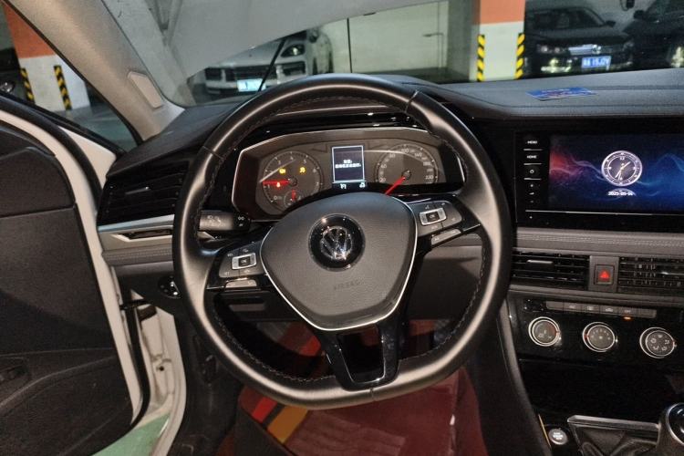 Used Volkswagen Sagitar 2021 200TSI Manual Overdrive Edition Steering Wheel