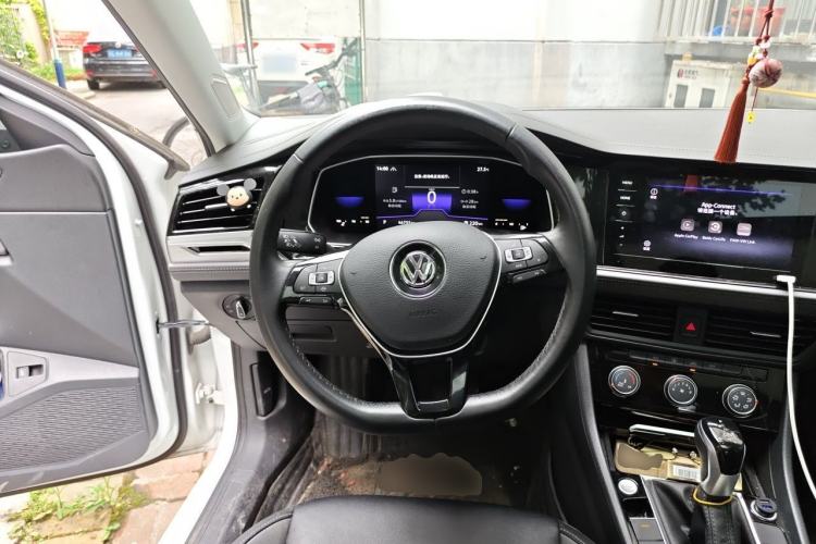 Used Volkswagen Sagitar 2021 280TSI DSG Excellence Edition Steering Wheel