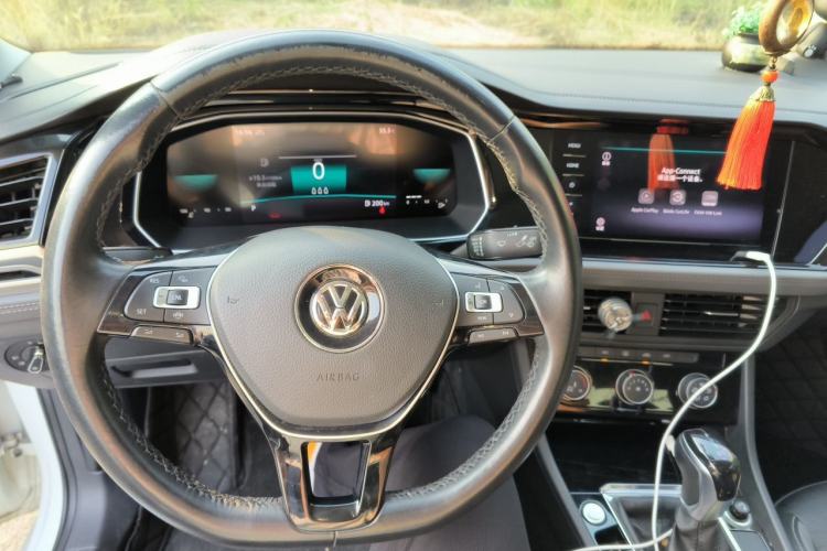 Used Volkswagen Sagitar 2021 280TSI DSG Comfort Connect Edition Steering Wheel