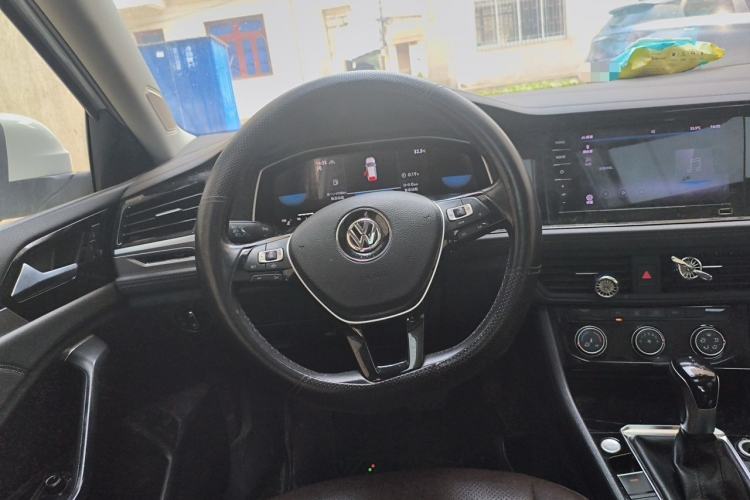 Used Volkswagen Sagitar 2021 280TSI DSG Comfort Connect Edition Steering Wheel