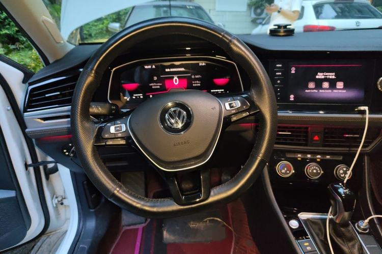 Used Volkswagen Sagitar 2021 280TSI DSG Excellence Edition Steering Wheel