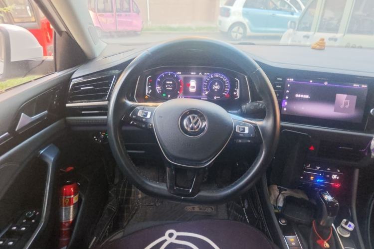 Used Volkswagen Sagitar 2021 280TSI DSG Luxury Smart Connectivity Edition Steering Wheel