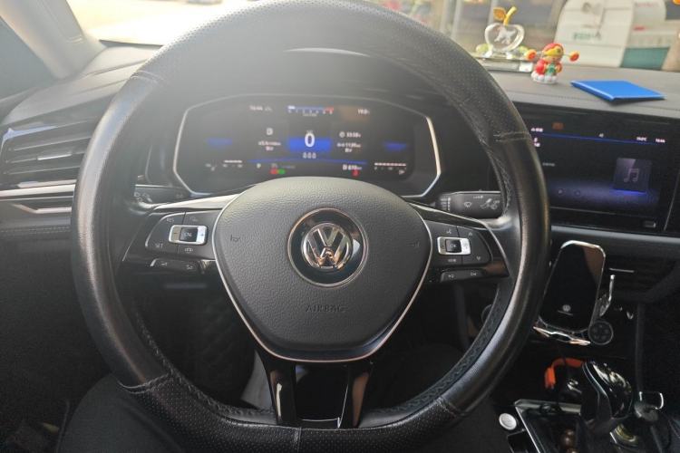 Used Volkswagen Sagitar 2021 280TSI DSG Comfort Connect Edition Steering Wheel