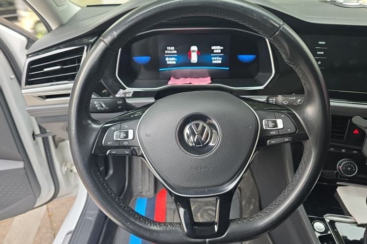 Used Volkswagen Sagitar 2021 280TSI DSG 30th Anniversary Edition Steering Wheel