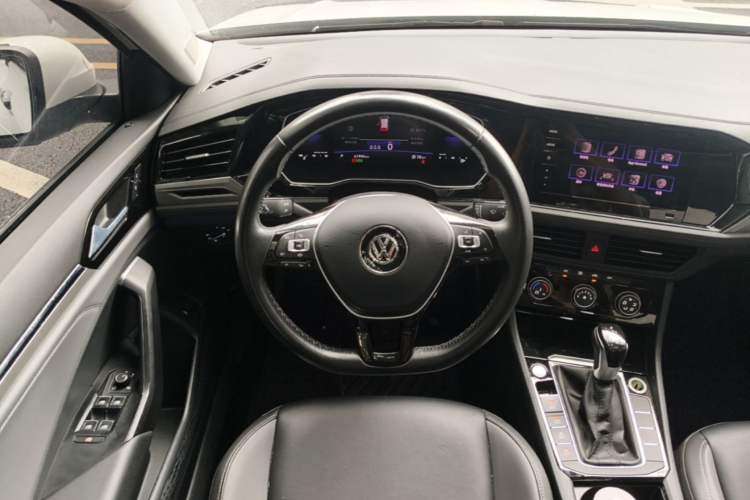 Used Volkswagen Sagitar 2021 200TSI DSG Excellence Edition Steering Wheel