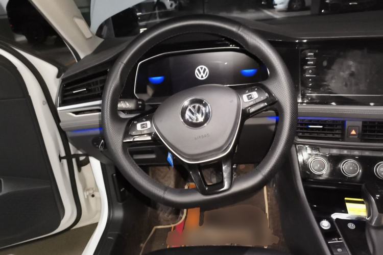 Used Volkswagen Sagitar 2021 280TSI DSG Comfort Connect Edition Steering Wheel