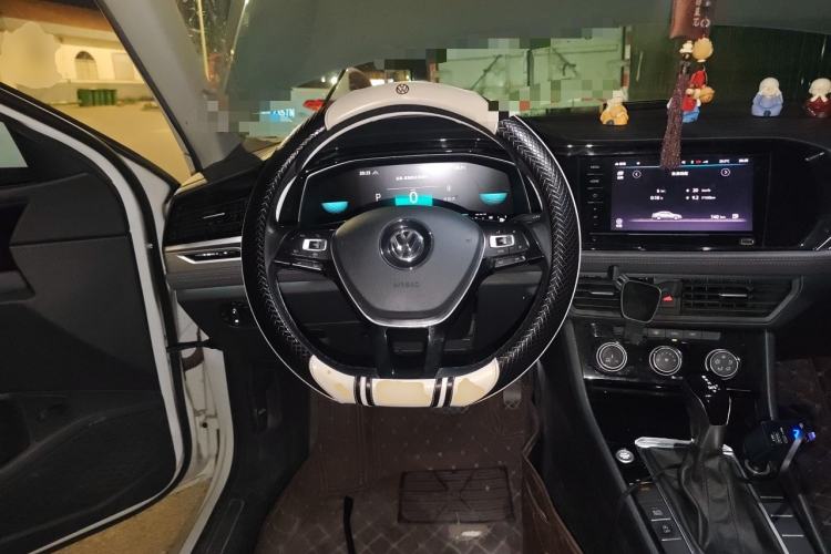 Used Volkswagen Sagitar 2021 200TSI DSG Comfort Connect Edition Steering Wheel