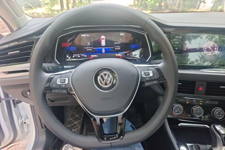 Used Volkswagen Sagitar 2021 280TSI DSG Excellence Edition Steering Wheel