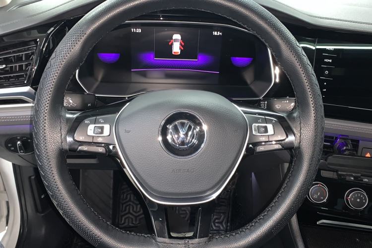 Used Volkswagen Sagitar 2021 280TSI DSG 30th Anniversary Edition Steering Wheel