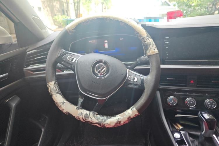Used Volkswagen Sagitar 2021 200TSI DSG Comfort Connect Edition Steering Wheel