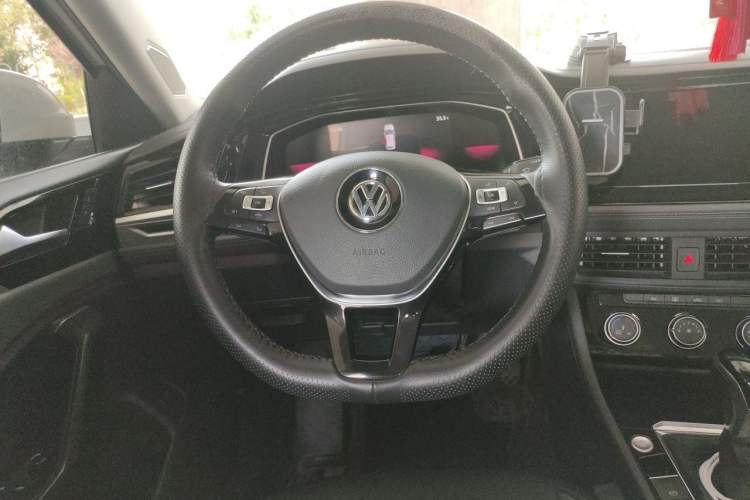 Used Volkswagen Sagitar 2021 280TSI DSG Excellence Edition Steering Wheel