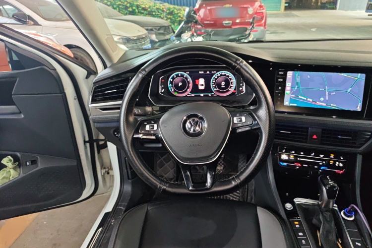 Used Volkswagen Sagitar 2021 280TSI DSG Comfort Connect Edition Steering Wheel