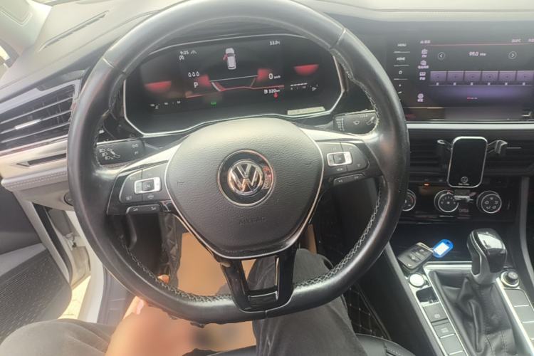Used Volkswagen Sagitar 2021 200TSI DSG Comfort Connect Edition Steering Wheel