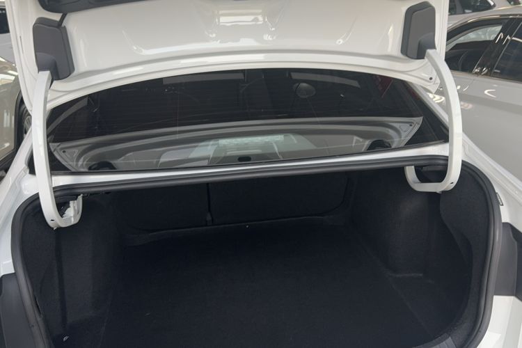 Used Volkswagen Sagitar 2021 280TSI DSG Luxury Smart Connectivity Edition Trunk