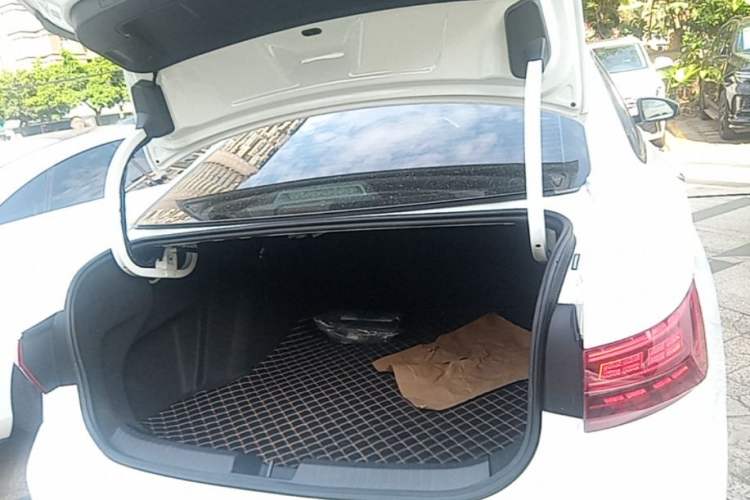 Used Volkswagen Sagitar 2021 280TSI DSG Comfort Connect Edition Trunk