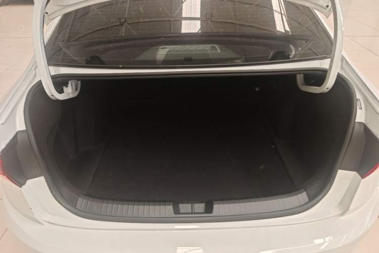 Used Volkswagen Sagitar 2021 200TSI DSG Comfort Connect Edition Trunk