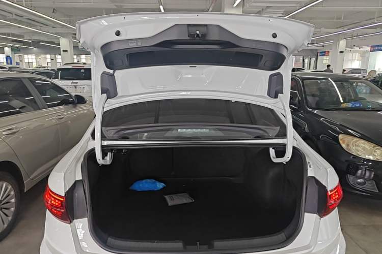 Used Volkswagen Sagitar 2021 200TSI DSG Comfort Connect Edition Trunk