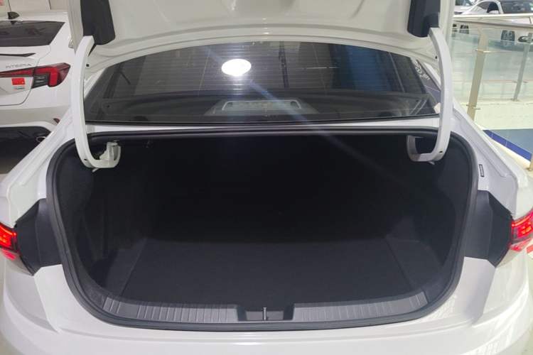 Used Volkswagen Sagitar 2021 280TSI DSG 30th Anniversary Edition Trunk