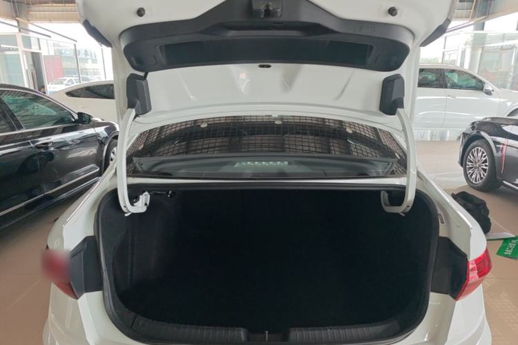 Used Volkswagen Sagitar 2021 280TSI DSG Comfort Connect Edition Trunk