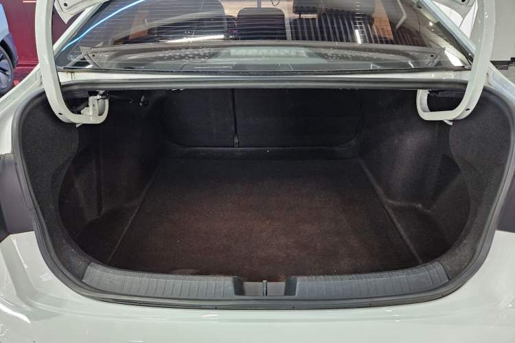 Used Volkswagen Sagitar 2021 280TSI DSG Excellence Edition Trunk