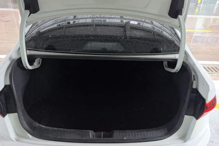 Used Volkswagen Sagitar 2021 200TSI DSG Excellence Edition Trunk